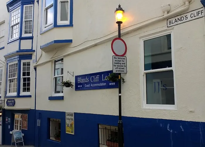 Blands Cliff Lodge Scarborough